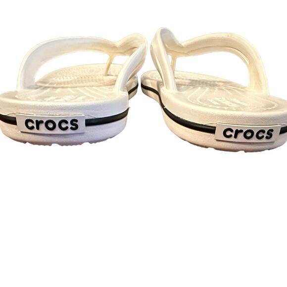 Crocs Women’s Size 10 White Flip Flops - Picture 3 of 7